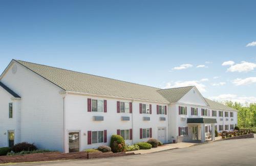 Webster Crossing Hotel | Rodeway Inn