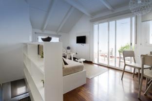 Malasana Apartment | Roisa Centro