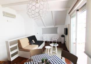 Malasana Apartment | Roisa Centro