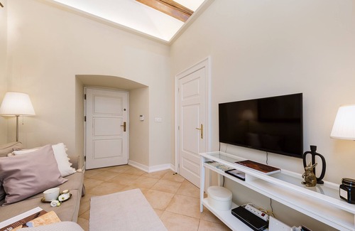 Stare Miasto Apartment | Roma Apartment - LoftAffair