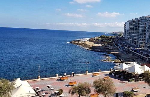 Sliema Hotel | Roma Hotel