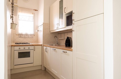 Tuscolano Apartment | Roma per te in Rome With 1 Bedrooms and 1 Bathrooms
