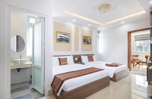 Phuong Hotel | Romance Hotel