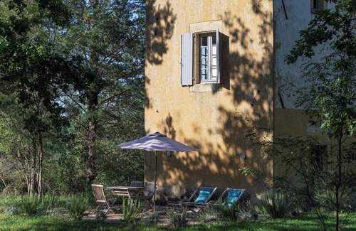 Saint-Germain-de-Belves Apartment | Romantic dovecote near Saint Germain de Belvès