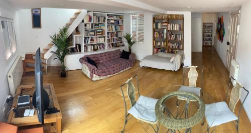Malasana Apartment | Romantic Central Terrace