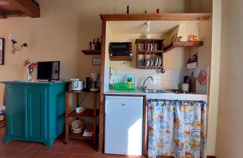 Scandicci Villa | Romantic flat in villa, in the hills of Florence, countryside, pool, relax.