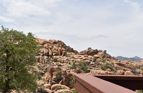 Prescott Cottage | Romantic Getaway with Mind Blowing Views!