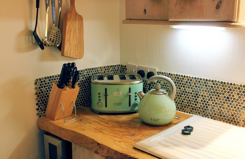 Beckermet House | Romantic, quirky Cumbrian cottage, large gardens & parking
