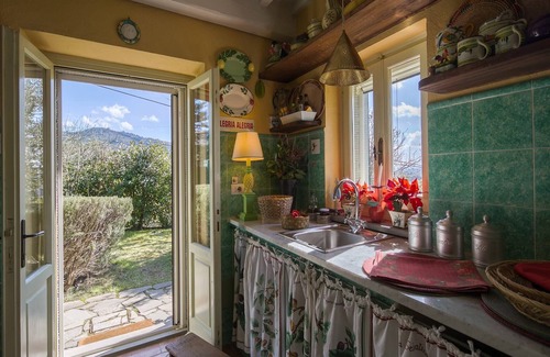 San Pietro a Cegliolo Villa | Romantic Retreat with Pool