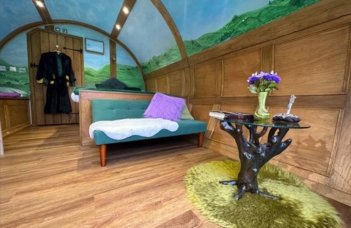 Tawstock Cabin | Romantic Rural Break In Countryside Castle Grounds