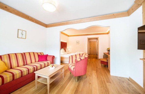 Bad Kleinkirchheim House | Romantic Suite Breakfast - Thermenwelt Hotel Pulverer