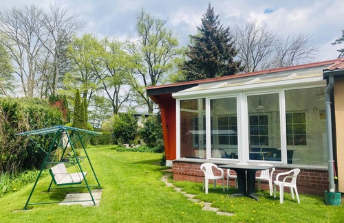 Warenthin House | Romantic vacation home directly on Lake Rheinsberg Pet-friendly
