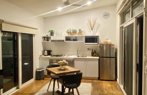 Cowes Villa | Romantic villa with dedicated spa room the ultimate Couples Retreat