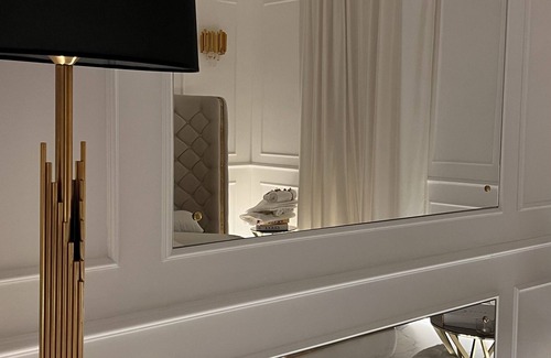 Francavilla Fontana Bed & Breakfast | Romantica ed elegante suite semi centrale