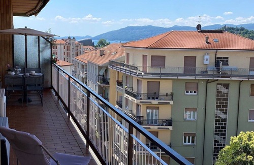 Intra Apartment | Romantica Suite modern apartment in Verbania Intra