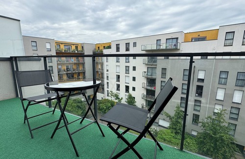 La Madeleine Apartment | ROMARIN GARES, F3 chic in a quiet area very close to Lille train stations