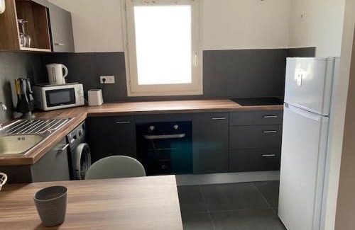 Sainte-Clotilde Apartment | ROMARINE