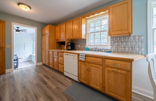 Norton Shores House | Rood Retreat