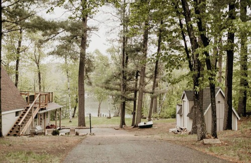 Motley Cabin | Rooftop cabin on amazing Crookneck Lake! "The Crookneck Lookout"