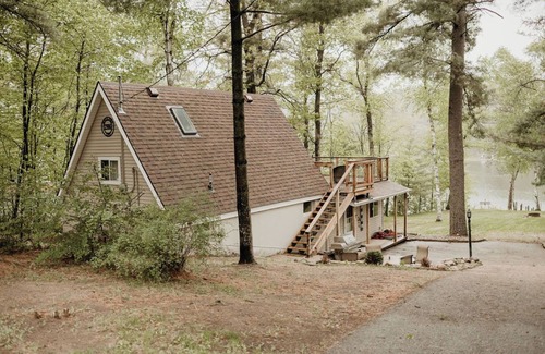 Motley Cabin | Rooftop cabin on amazing Crookneck Lake! "The Crookneck Lookout"