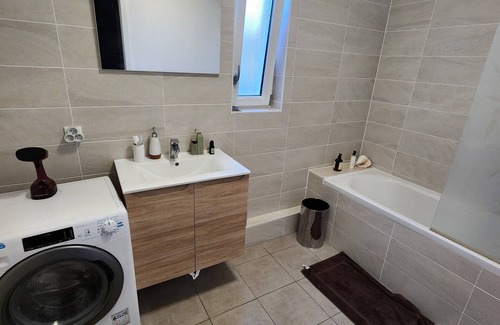 Eckbolsheim Apartment | Rooftop Strasbourgeois