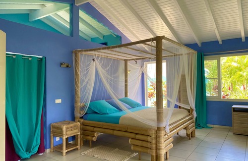 Le Gosier Bed & Breakfast | Room + breakfast every morning + 2 meals included in your stay.