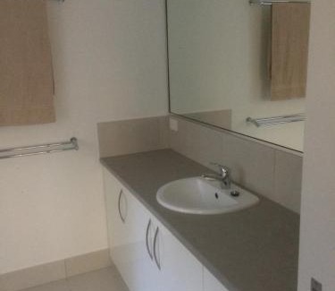 Rainbow Beach House | Room for rent