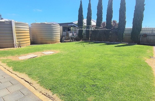 Lacepede House | Room For The Whole Family - Large 5 Bedroom Holiday Home