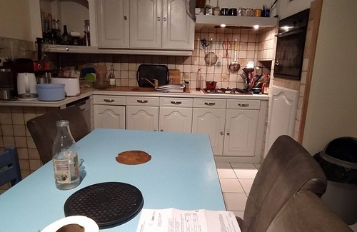 Merignies House | Room in a house 200 m from the greenway