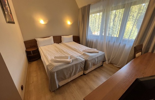 Borovets Bed & Breakfast | Room in B&B - Hotel Moura Double Room N5167