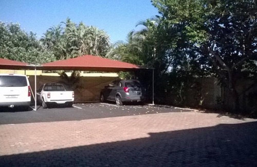 Ballito Hotel | Room in Guest Room - Ezulwini Guest House - Standard Double Room With Balcony & Pool View, 2 Guests