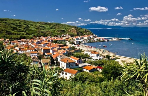 Gornje selo Bed & Breakfast | Room in Susak with Air condition, WIFI (3865-5)