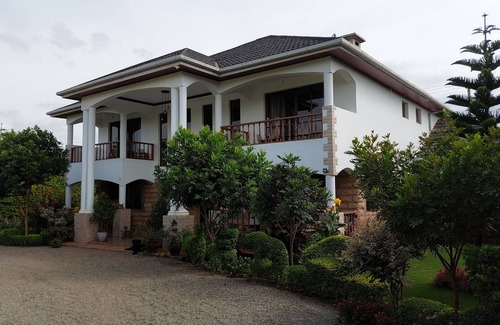 Kilimambogo Villa | Room-kilihouse B&b Large Ensuite Double