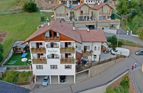 Meltina Apartment | Room 'Klausthaler Zimmer 13' with Mountain View, Shared Terrace and Wi-Fi