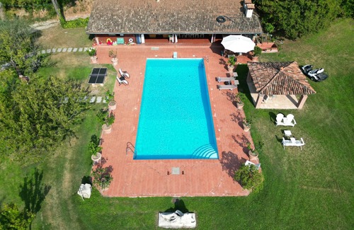 Affi Apartment | Room 'La Cavallina Suite' with Shared Pool, Shared Garden and Wi-Fi