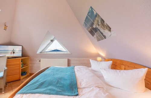 West Husum Apartment | Room Maashof Nis Puck in Husum for up to 2 people