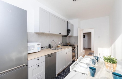 Bemowo Apartment | ROOM, Pirenejska 20 Cozy Rooms