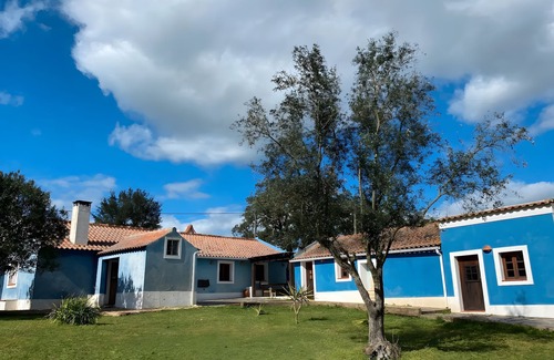 Santiago do Cacem Apartment | Room 'Quarto 2' with Shared Pool, Shared Garden and Wi-Fi
