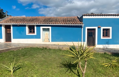 Santiago do Cacem Apartment | Room 'Quarto 2' with Shared Pool, Shared Garden and Wi-Fi