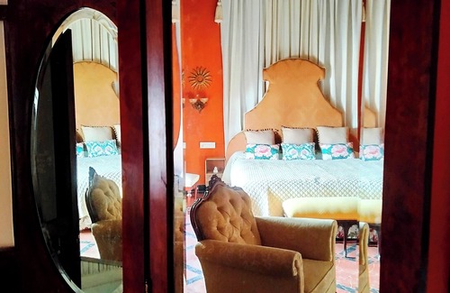 Ecija Apartment | Room SANTIAGO-SAN PABLO in a Palace House