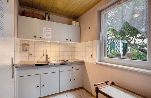 Oberhavel Apartment | Room 'Zimmer 5' with Wi-Fi