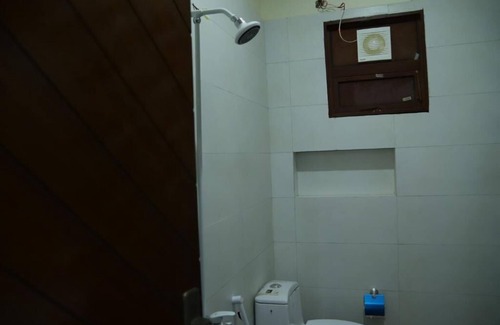 PECHS House | Roomi Rezidor Guest House