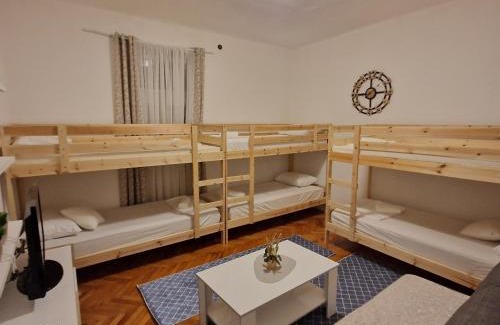 Split House | Rooms deluxe splatin