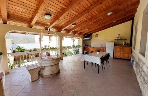 Tribalj House | Rooms Nada