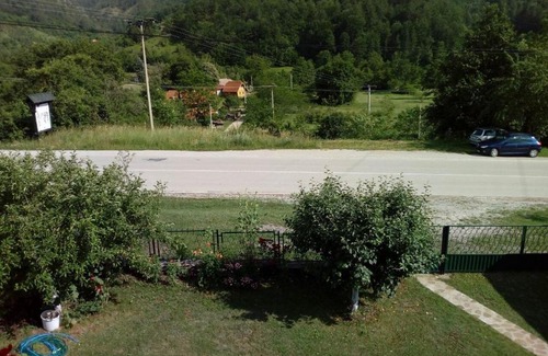 Mokra Gora House | Rooms Violeta