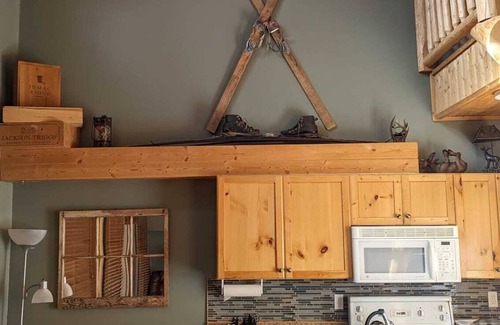 Okanagan-Similkameen Condo | Roomy Apex Mountain Ski in/Ski Out Vacation Rental