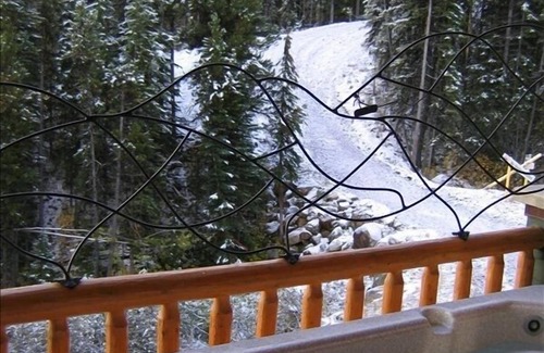 Okanagan-Similkameen Condo | Roomy Apex Mountain Ski in/Ski Out Vacation Rental