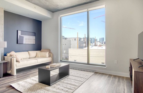 Golden Triangle Apartment | Roomy Golden Triangle 1BR w/ Pool, Gym & W/D, next to Park, by Blueground