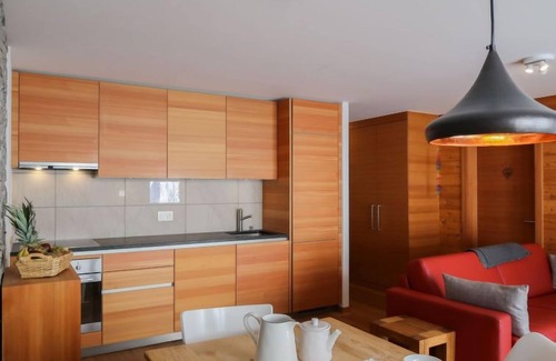 Noveli Apartment | Rosablanche E003A by Interhome