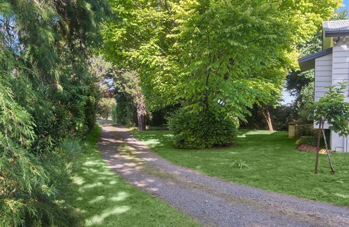 Avoca House | 'Rosalba' The Old Dairy Farm 3-Bed Cottage